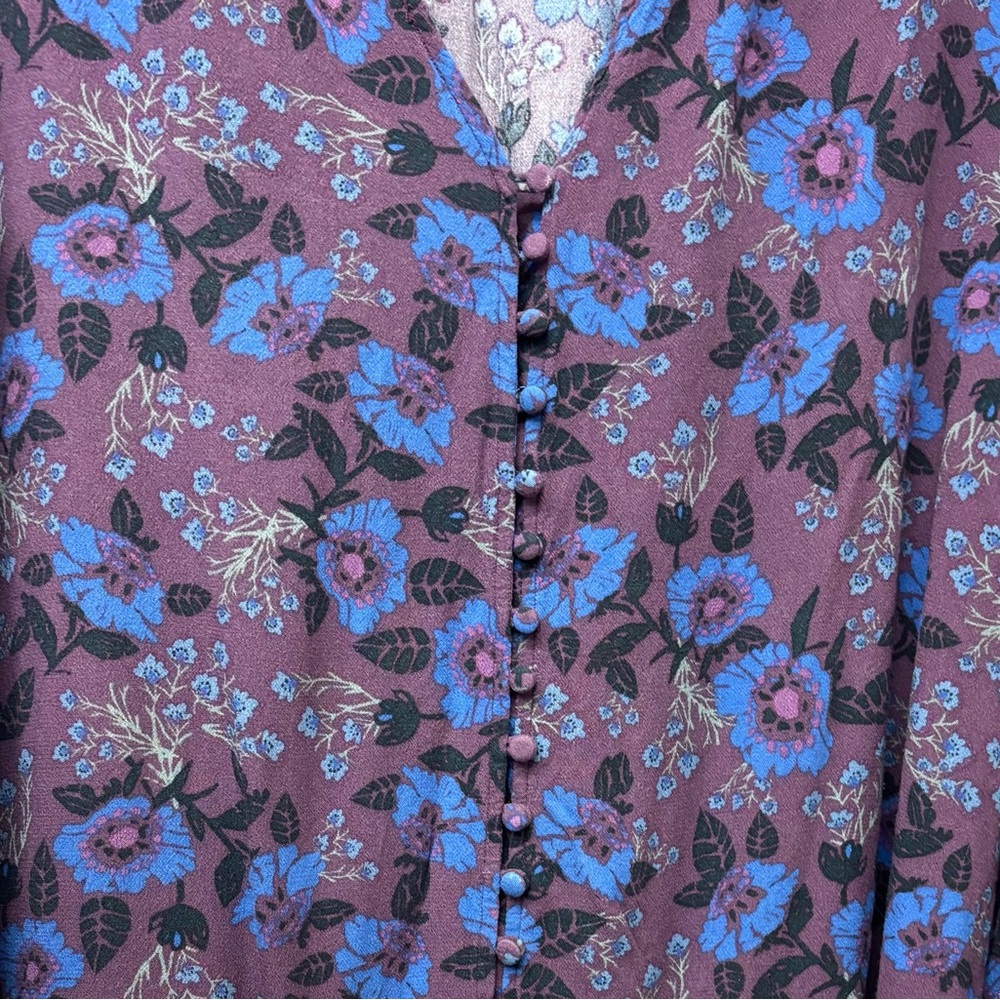 Magic Mystery Split Neck Button Down Tunic In Win… - image 5